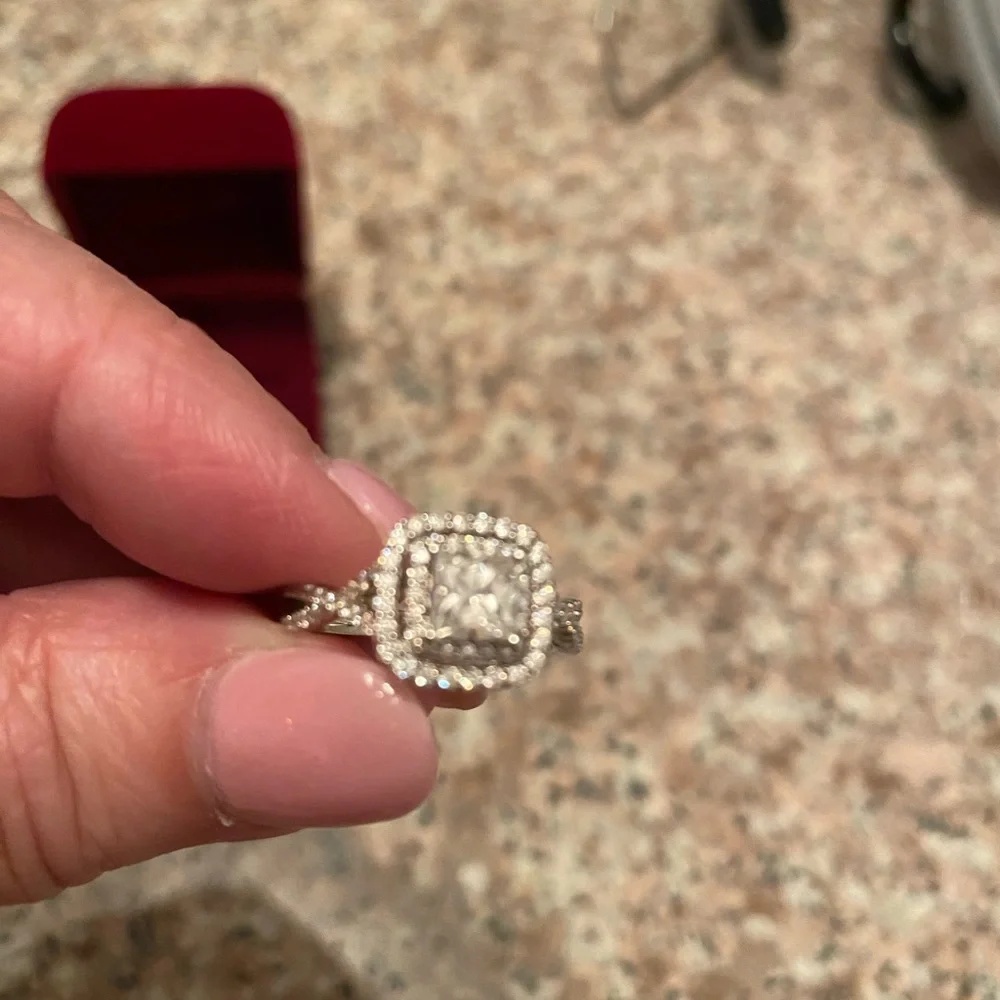 Diamond ring - Picture 5 of 8